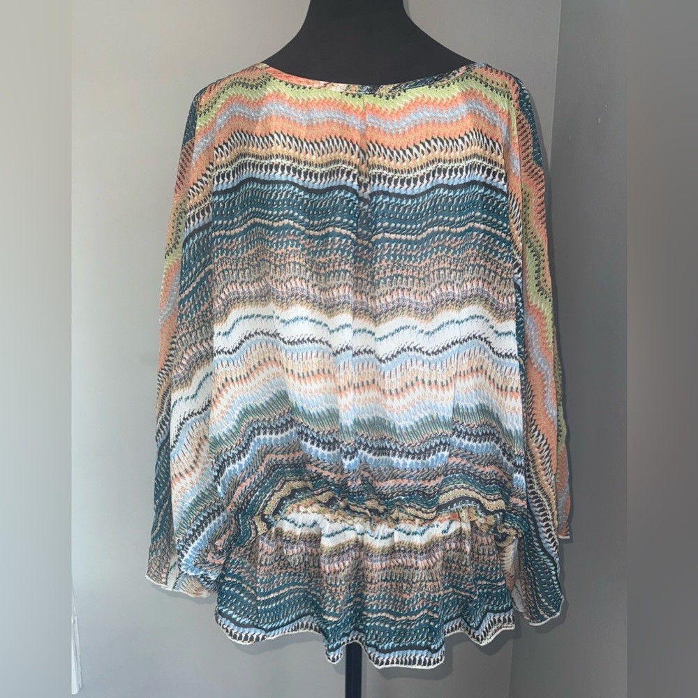 Juliette, Vertical Print Banded Flutter Sleeve Top, Size Large